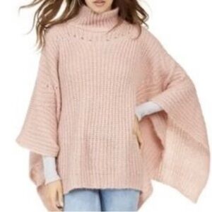 STEVE MADDEN women’s blush pink turtleneck sweater poncho open arms OSFit most